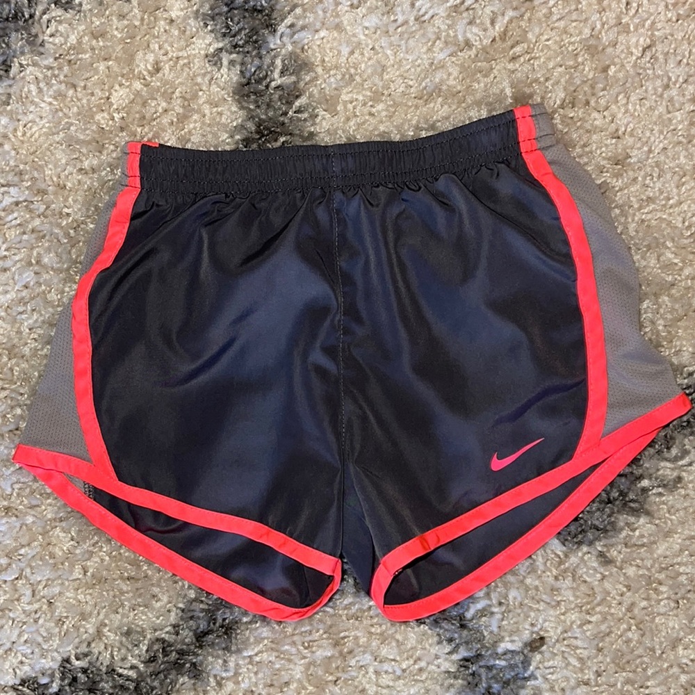 Girls 6x/large Nike dri-fit shorts